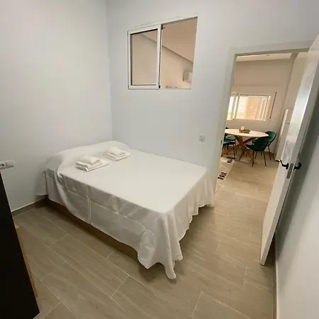 Appartamento City Center And Beach Renovated